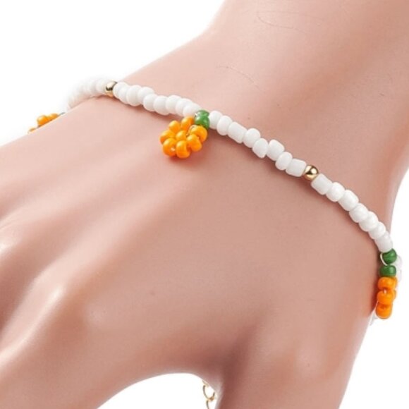 NWOT Too Cute Handmade Seed Bead Oranges Bracelet - Adjustable, Mix&Match 2/$10 - Picture 3 of 5